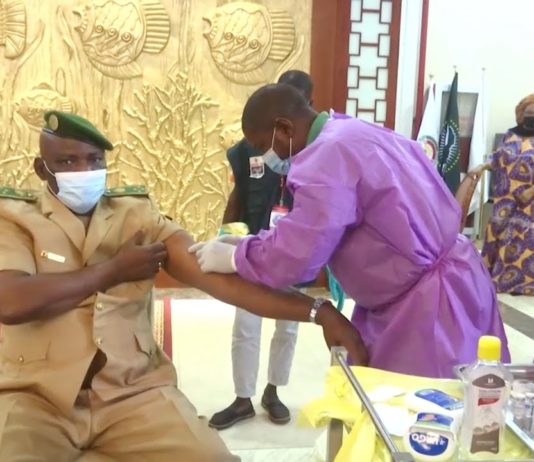 Guinea begins Covid-19 vaccination campaign despite low trust in government