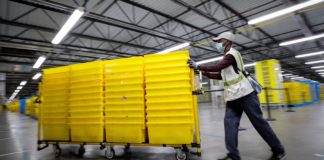 Nigerians struggle to eke out a living in the U.S.