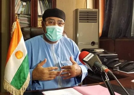 Niger: le chef de l’Etat assiste à la levée du corps du ministre de l’Emploi