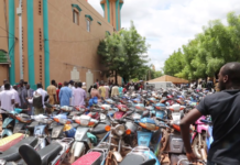 Mali: le M5 prie pour les victimes et réclame toujours la démission d’IBK