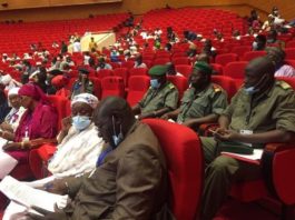 Mali/Concertations nationales: la charte de la transition en question au 2e jour