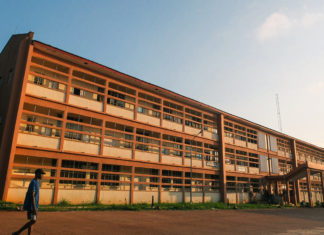 Dix mois de grève dans les universités du Nigeria obligent les étudiants à se débrouiller