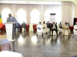 Mali : le président de la transition reçoit le mouvement du 5 juin