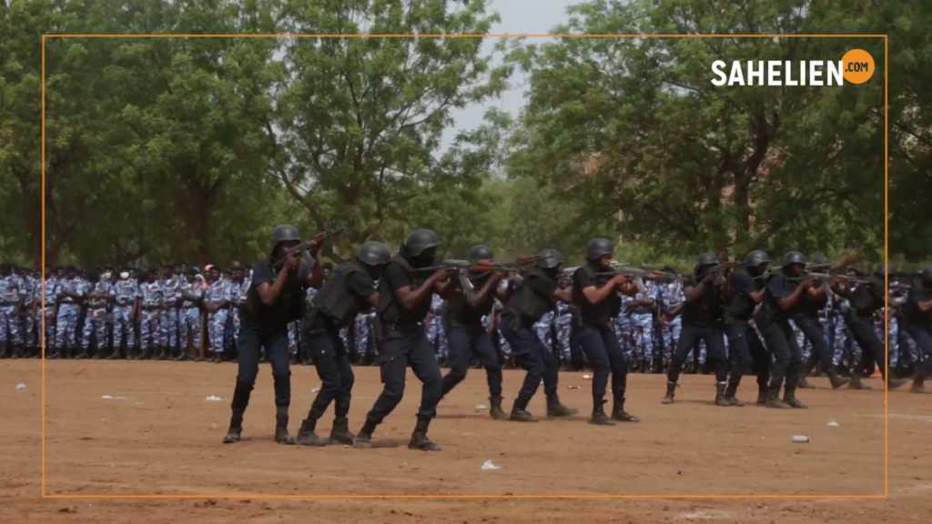 Mali  la police nationale renforce ses effectifs  sahelien.com