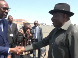 Mali : le médiateur de la CEDEAO à Bamako en prélude au sommet d’Abuja