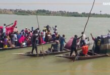 𝗥𝗲𝗴𝗮𝗿𝗱 𝘀𝘂𝗿… la prestation des Somono à l’occasion de la 3e édition du festival Kayes Seko