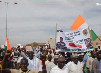 Niger : à Niamey, des manifestants exigent la «levée immédiate» des sanctions de la CEDEAO