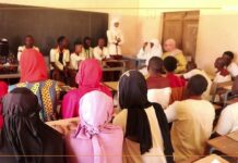 Mali : à Tombouctou, les élèves à la découverte des manuscrits anciens