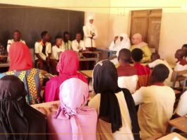 Mali : à Tombouctou, les élèves à la découverte des manuscrits anciens