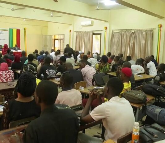 Mali : forum universitaire sur le retrait de l’AES de la CEDEAO et le dialogue inter-Maliens