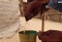 Mali : l’outre, « c’était le seul récipient qui nous permettait de conserver l’eau »
