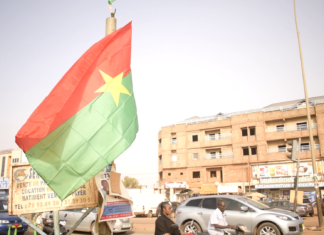 Burkina Faso : trois diplomates français déclarés «persona non grata»