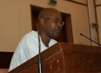 Niger : des organisations réclament la libération de Moussa Tchangari, détenu depuis six mois