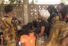 Mali/Art : des élèves initiés au bogolan et à la couture