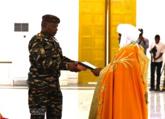 Niger : la commission des assises nationales remet son rapport final