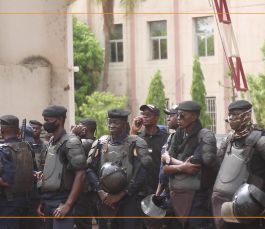 Mali : un meeting des partis politiques empêché à Bamako