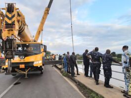 Bénin : au moins 26 corps repêchés après la chute d’un bus nigérien dans le fleuve Ouémé