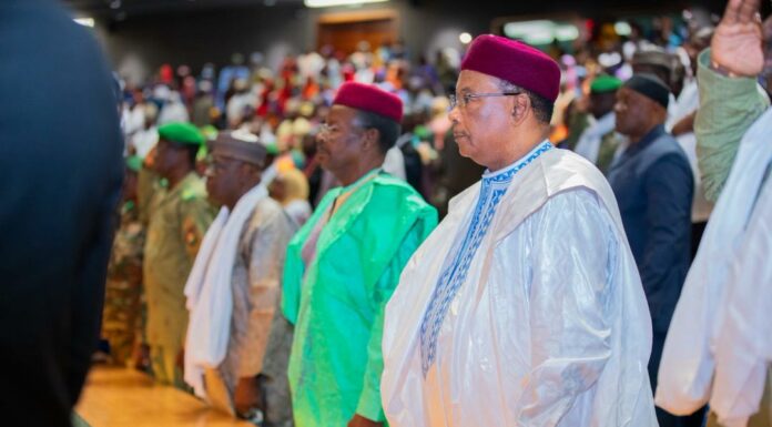 Au Niger, anciens et jeunes réunis pour un dialogue sur l’avenir du pays