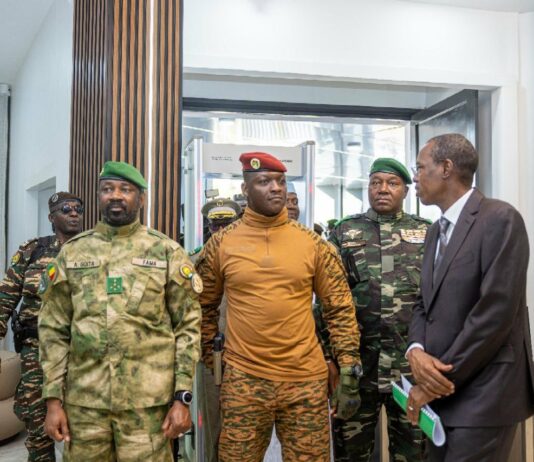 AES/CEDEAO : Bamako dément une possible sortie du Franc CFA