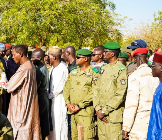 Le Niger rend hommage au préfet de Torodi et sa famille tués dans une attaque