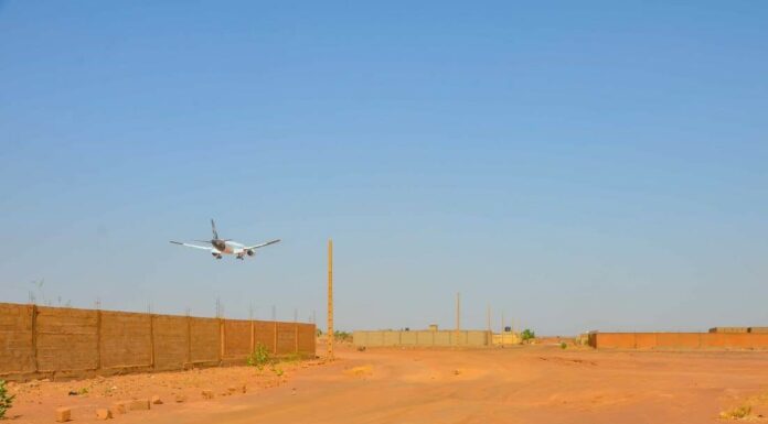 Attaque contre l’aéroport de Niamey : “13 martyrs”, “22 assaillants neutralisés”